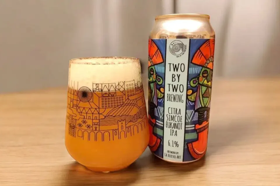 Two by Two Brewing Ctra Simcoe